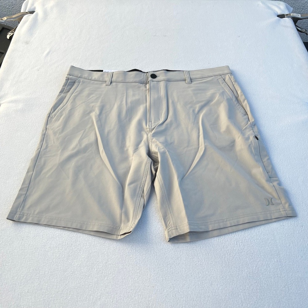 Hurley Trek Hybrid Shorts Mens 40 Light Khaki Tan 20 Inch 4-Way Stretch New